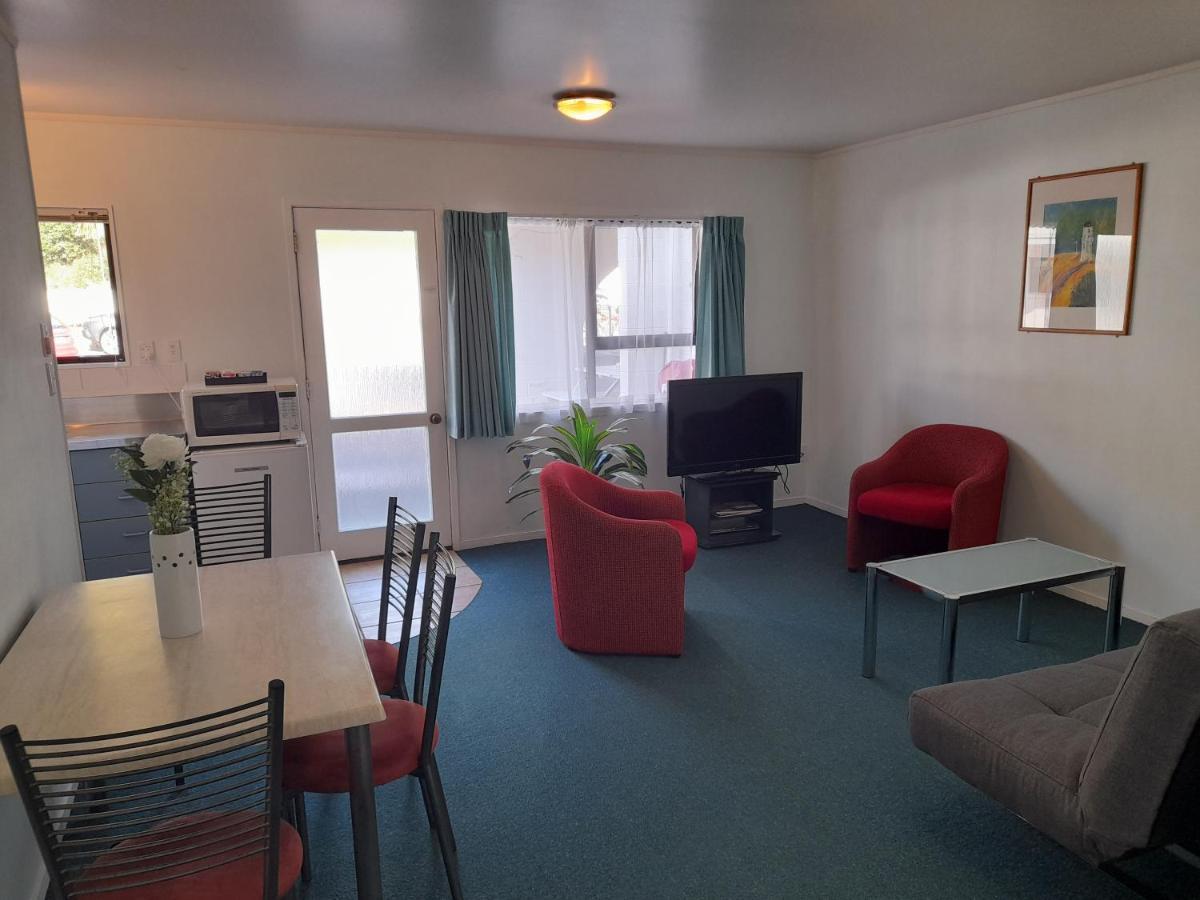 Marlin Court Motel Пейхия Экстерьер фото